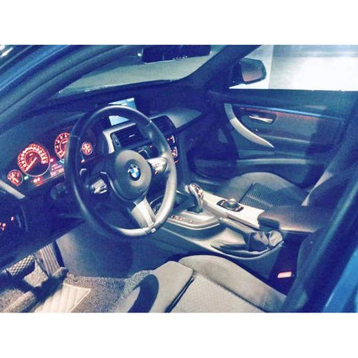 宝马 3系 320i M运动套装 【长租-北京】 商品图4