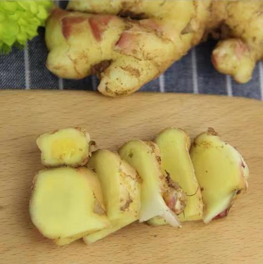 云南小黄姜、新鲜生姜、鲜香辛辣、姜味浓郁 商品图1