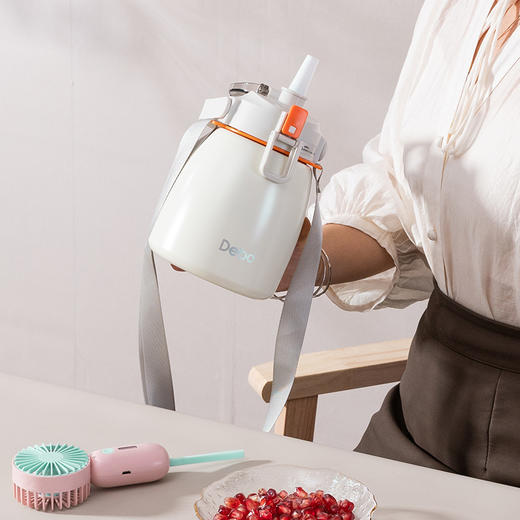 Debo德铂艾薇304不锈钢保温杯潮流爆款大肚杯 商品图3