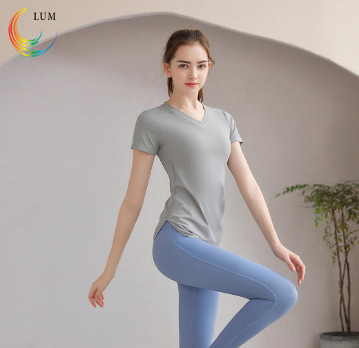 LUM39773露檬瑜伽运动短袖轻薄双面布（含胸垫） 商品图8