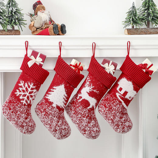 【日用百货】-新款圣诞节装饰用品圣诞树吊件挂件礼物袋绒毛针织圣诞袜子 商品图0