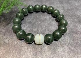 【御珠宫坊】和田玉塔青手串