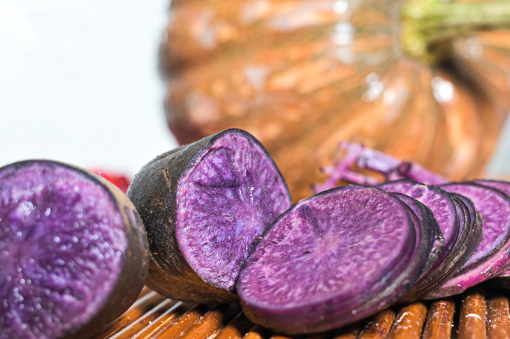 百里小厨黑土豆富含花青素无化肥化学农药非转基因1124