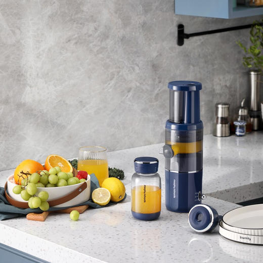 摩飞（Morphyrichards）原汁机气泡榨汁机家用渣汁分离 多功能全自动果蔬榨果汁机MR9900 蓝色 商品图5