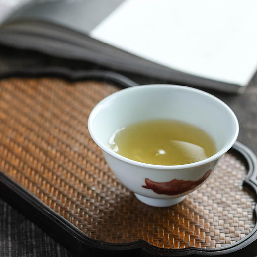 釉里红鱼纹撇口杯 商品图2