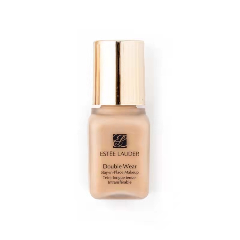 雅诗兰黛DW粉底液持妆