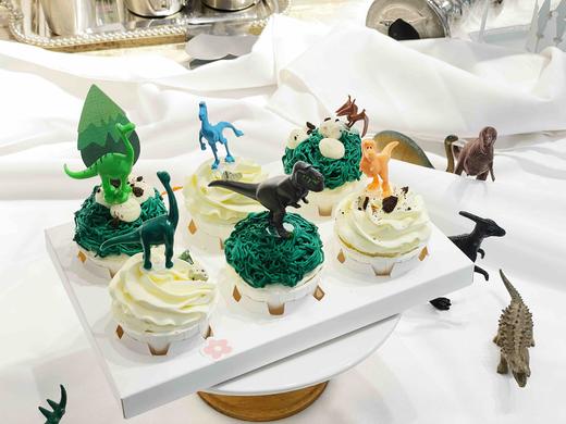 恐龙系列主题杯子蛋糕，配饰会随机组合搭配，每款都是惊喜 商品图3