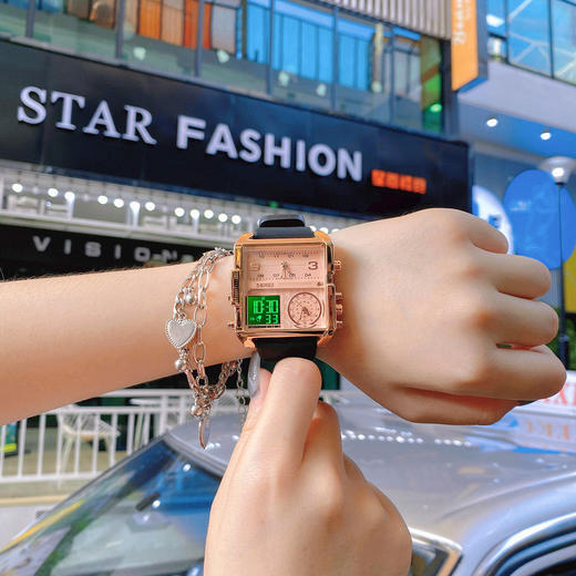 官方正品欧洲站霸气方形手表女气质高级感真皮时尚夜光防水电子表 商品图2