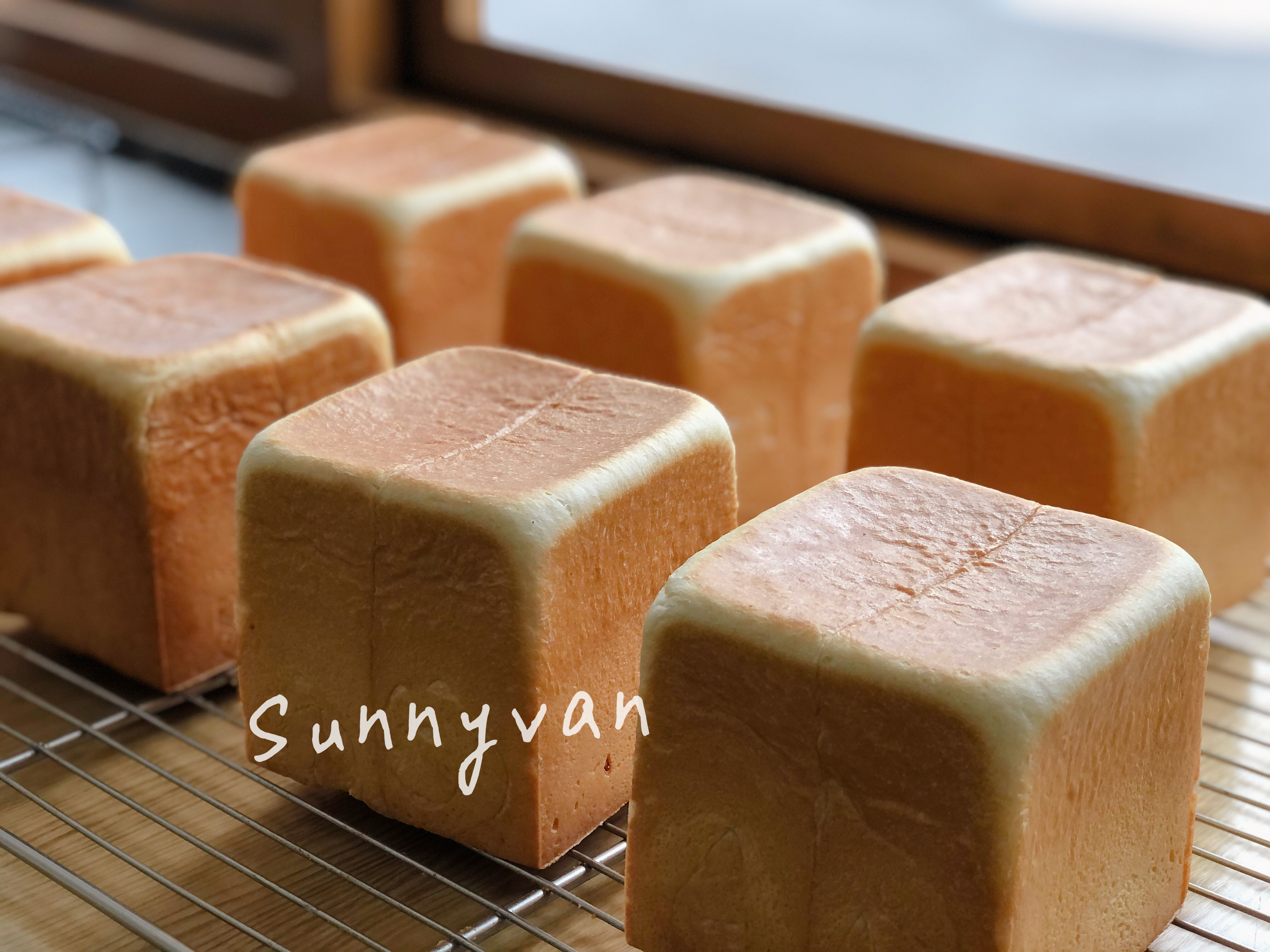 【面包脑袋】经典回归！生吐司  提前一天下单提前一天预定