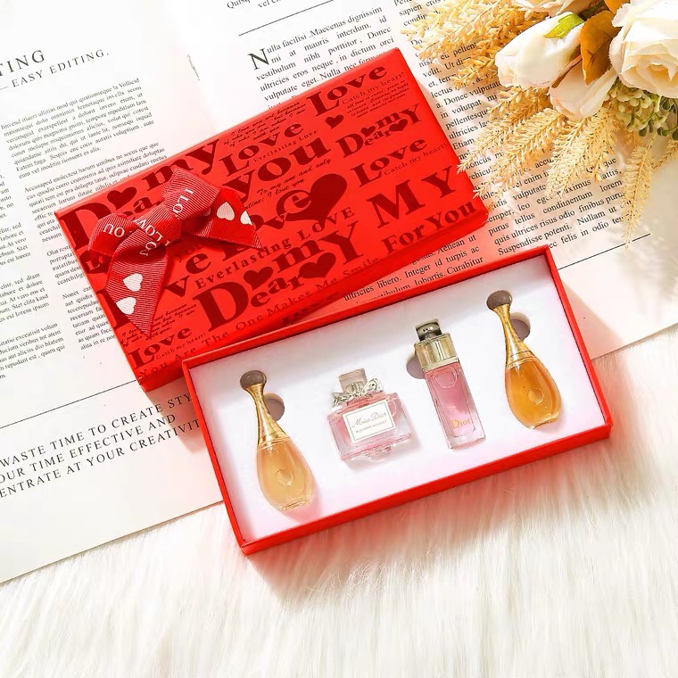 迪奥香水小样礼盒套装  5ml    XAMN