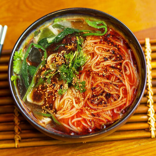 今麦郎上品重庆酸辣面【150g】 商品图1