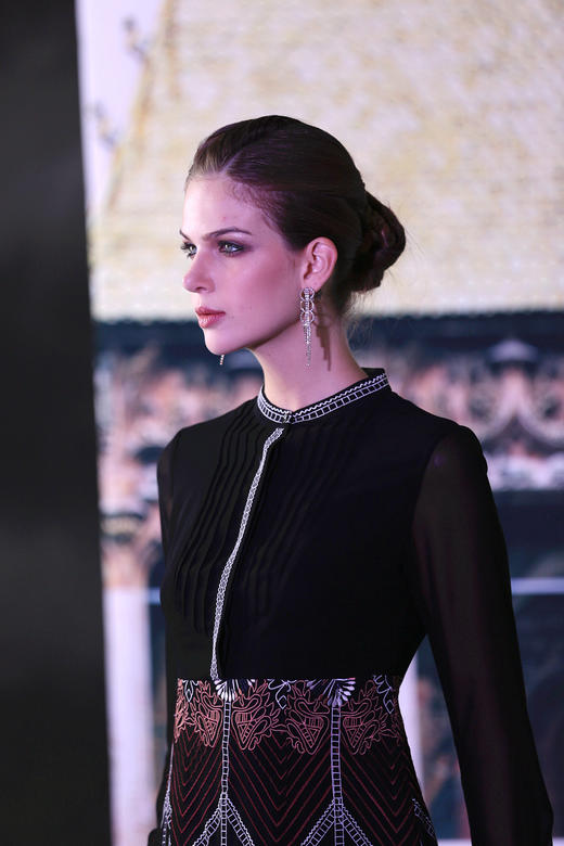 【伯妮斯茵】3S6242连衣裙 商品图3