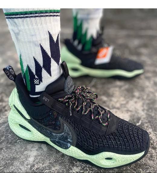 Nike  COSMIC UNITY EP 环保材质男子篮球鞋 商品图3