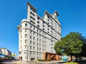 ★咫尺豫园★￥1199起/晚 《上海外滩花间堂·愉园》景观房+早餐+浦江游船，享酒店内特色活动、精美旅拍！感受海派文化，俯瞰浦江两岸绚丽灯光！有效期至2025年12月30日