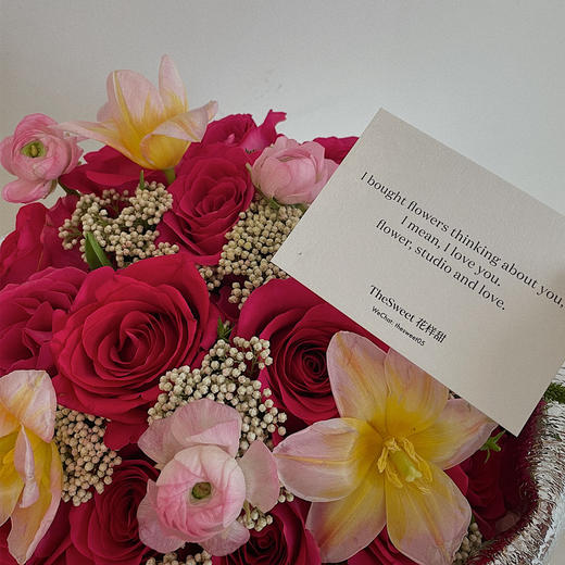 弗洛伊德玫瑰 · 圆形花束 商品图3