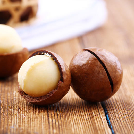 百草味夏威夷果奶油味80g(1300礼盒） 商品图2