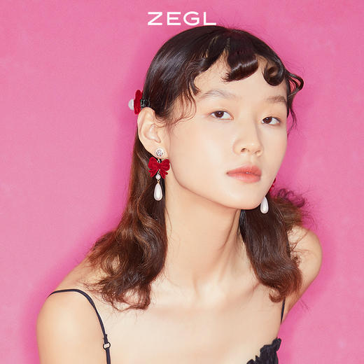 ZEGL圣诞蝴蝶结耳环女复古港风赫本人造珍珠耳钉925银针秋冬耳饰 商品图3