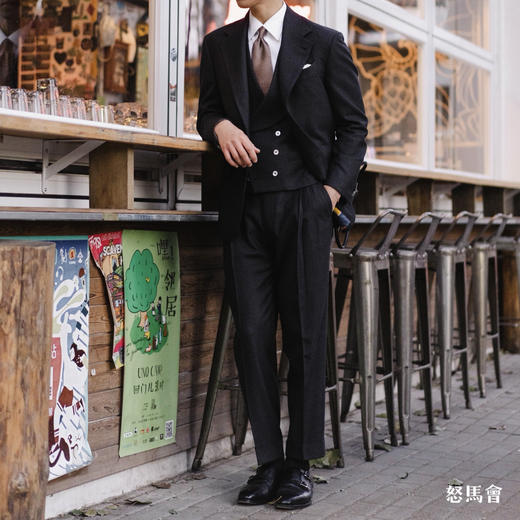 Hardy Minnis QZ² Super 150's澳洲美丽诺羊毛碳灰色全麻衬套装 商品图4