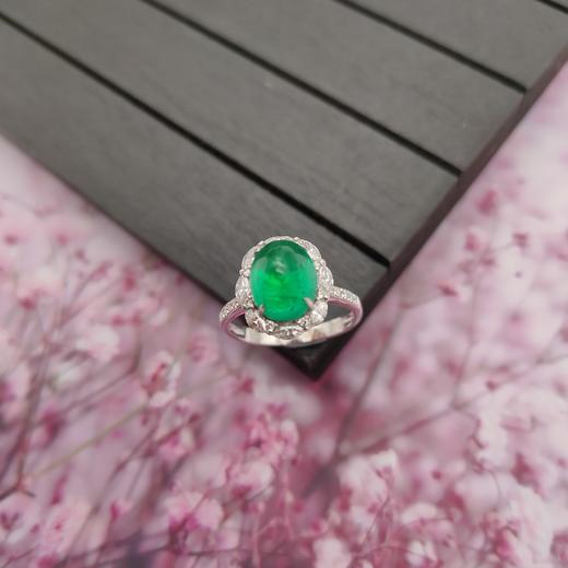 18K镶嵌祖母绿戒指 商品图0