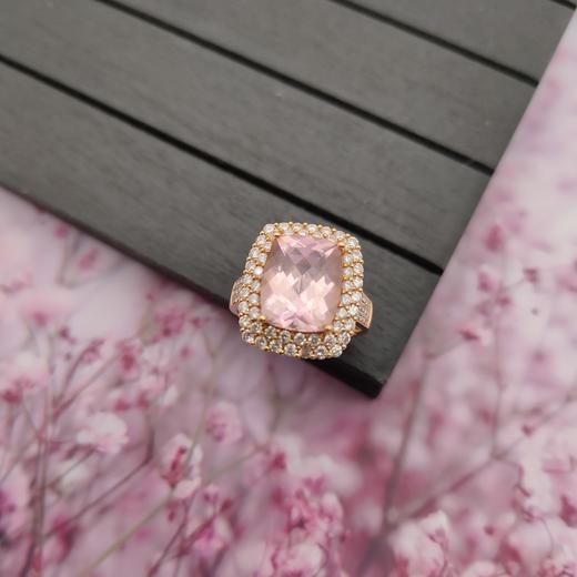 18K镶嵌摩根石戒指 商品图0