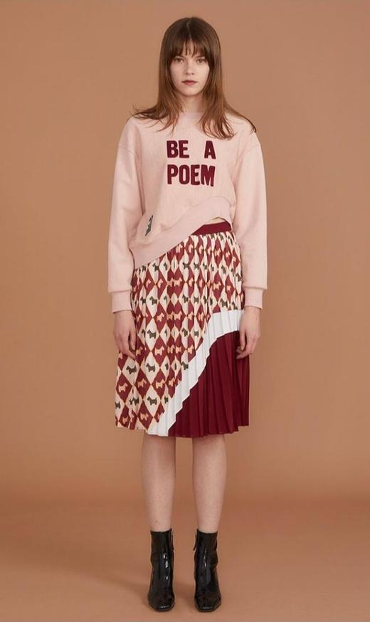 不对称下摆刺绣短卫衣 商品图2