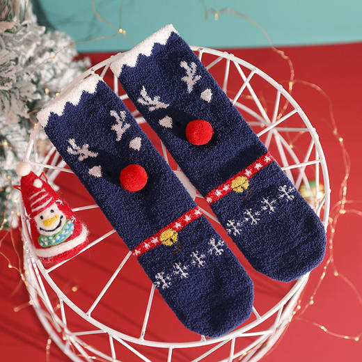 【圣诞亲子款无跟设计】秋冬珊瑚绒加厚儿童圣诞袜亲子袜中筒卡通配饰宝宝袜子单双包装 商品图7