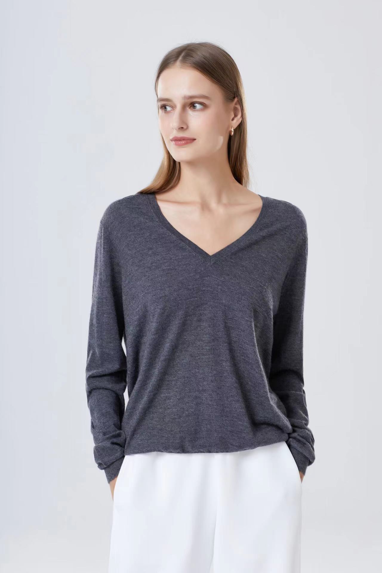 ¥600·专柜2折·法国奢牌EB精纺羊绒·女士V瓴套衫gys

私席经典衣橱·新年精纺羊绒特卖·成本价回馈𝟝款经典