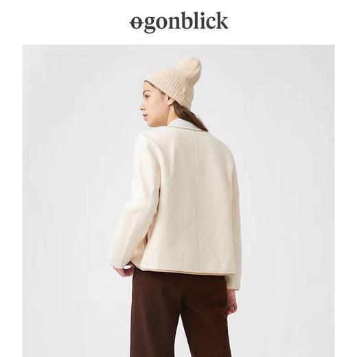 百货世界-北欧时刻女时装短款外套 商品图2