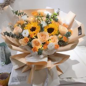 【鲜花-四季有你】向日葵搭配香槟玫瑰，有你的每一天都是晴天（广州幸福西饼蛋糕）