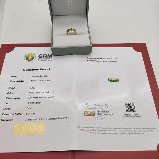 18K镶嵌祖母绿戒指 商品图3