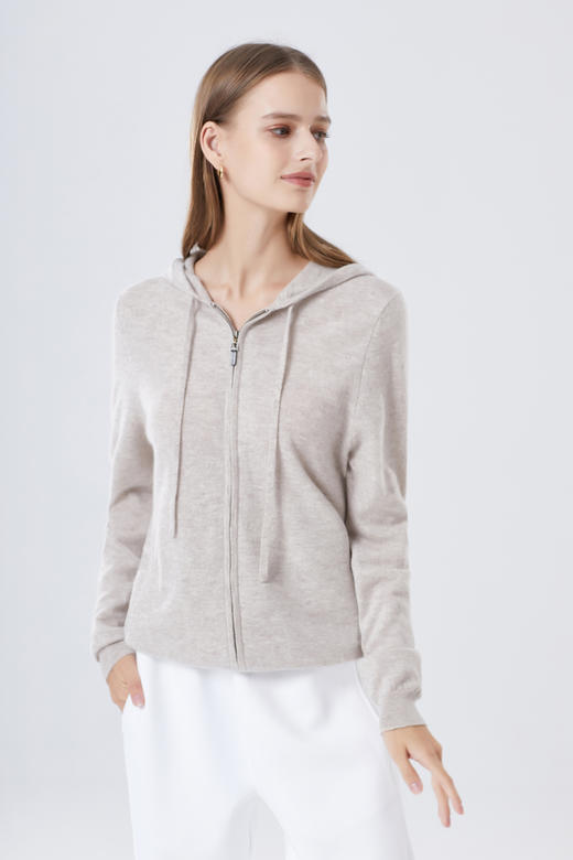 ¥720·专柜2折·法国奢牌EB精纺羊绒·拉链帽衫gys

私席经典衣橱·新年精纺羊绒特卖·成本价回馈𝟝款经典 商品图5