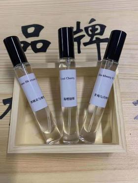 Tonggo为了她女士香水