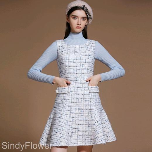 蓝灰粗纺花呢无袖修身连衣裙 商品图4