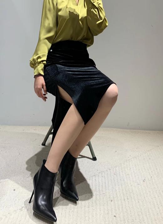 【断码特惠不退换】优雅女王风的一款细跟及踝短靴‖亚历山大w 同工厂同材质 秀气尖头 進口头层胎牛皮材质 镐级感 8公分细跟 凸显女人味 360无si角优美鞋楦  脚感只有4-5公分的样子 商品图6