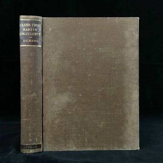 约19世纪后期 狄更斯《雾都孤儿/马丁·瞿述伟》 87幅插图 漆布精装16开 商品图0
