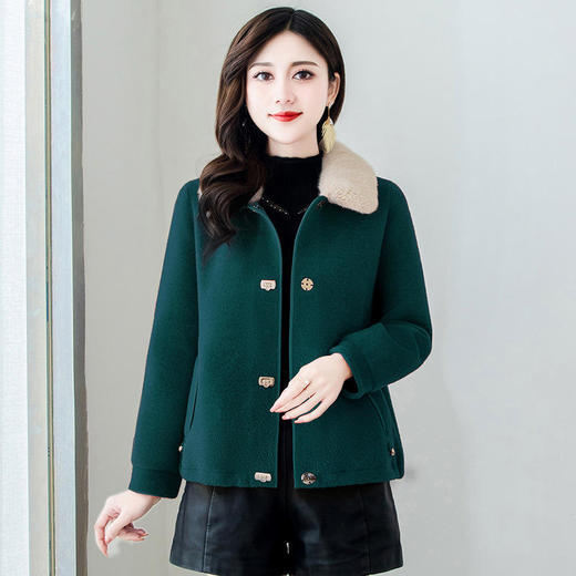 YWE-Q2160新款时尚优雅气质翻领长袖短款加厚保暖毛呢外套 商品图2