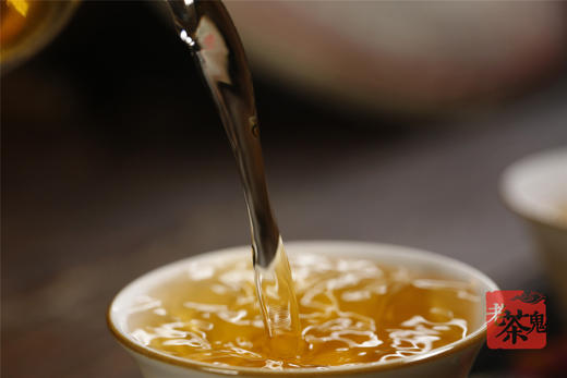 滋味浓酽 气韵强劲 福海·老班章纯料生茶（2012） 商品图7