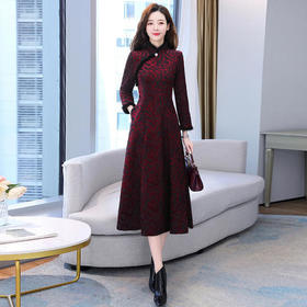 WZNH-HRYZ7689时尚保暖长款加绒加厚改良版连衣裙