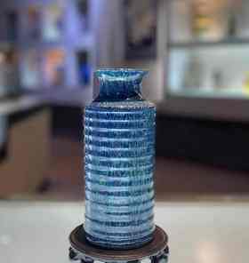 素炉钧釉弦纹瓶