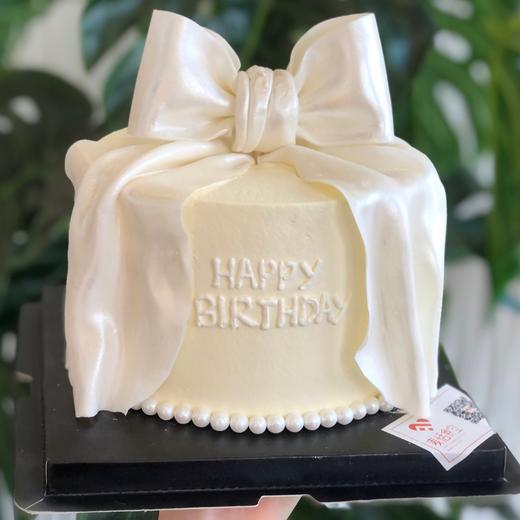 白色翻糖蝴蝶结蛋糕（提前2天预定） 商品图1