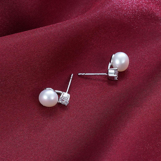 子佩集S925银珍珠耳钉【EM1461-XF】2111 商品图1