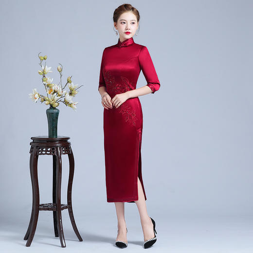 上海旗袍厂LHS-2045婚宴礼服 高贵婚礼喜婆婆旗袍小个子 连衣裙 秋冬款 商品图0