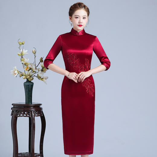 上海旗袍厂LHS-2045婚宴礼服 高贵婚礼喜婆婆旗袍小个子 连衣裙 秋冬款 商品图1