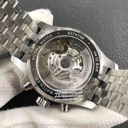 ZF原单品质，新品【翱翔蓝天 进击之梦】
飞行员系列新作IW388102系列，透底41ＭＭ。机芯结构同步原装，双面防眩晕蓝色镀膜。成就此卓越非凡的飞行腕表。 商品图6