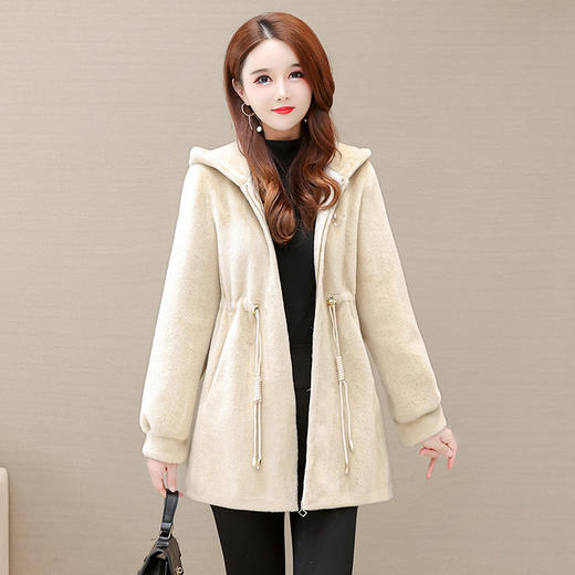 YWE  112149加厚保暖连帽貂绒气质外套大衣 商品图3