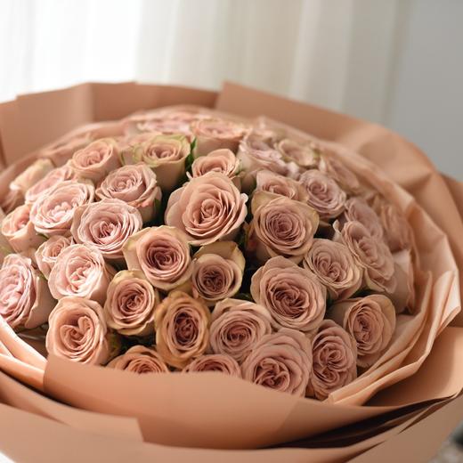 52枝卡布奇诺玫瑰 低饱和度颜色花束 商品图4