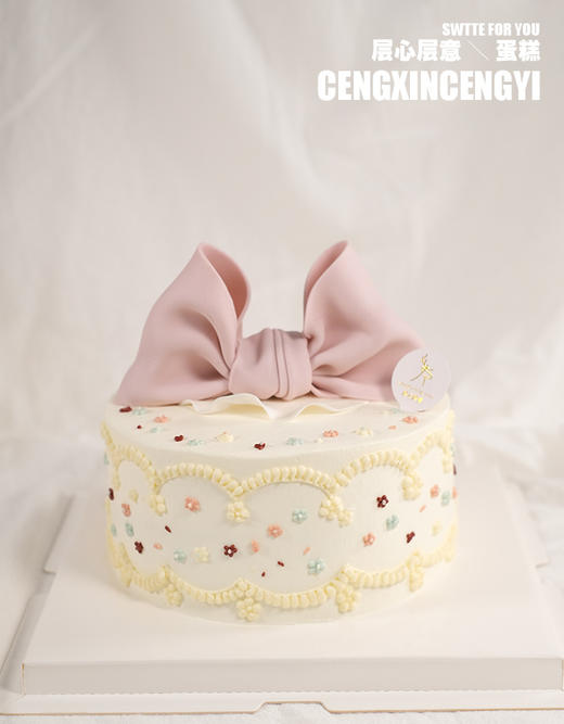 『翻糖』蝴蝶结小花朵蛋糕 商品图1