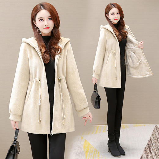 YWE  112149加厚保暖连帽貂绒气质外套大衣 商品图0