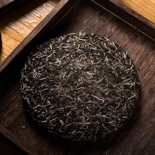 黄金白茶-黄金村-2021十年一品 黄金白茶饼礼盒装357g 商品图5