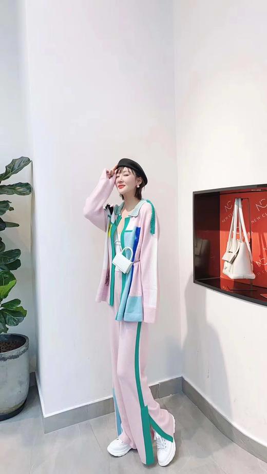 文艺羊绒开衫 商品图1